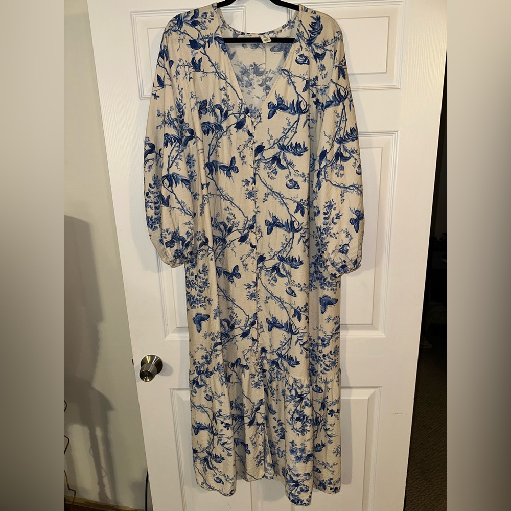 H&M Blue and Cream Floral Dress